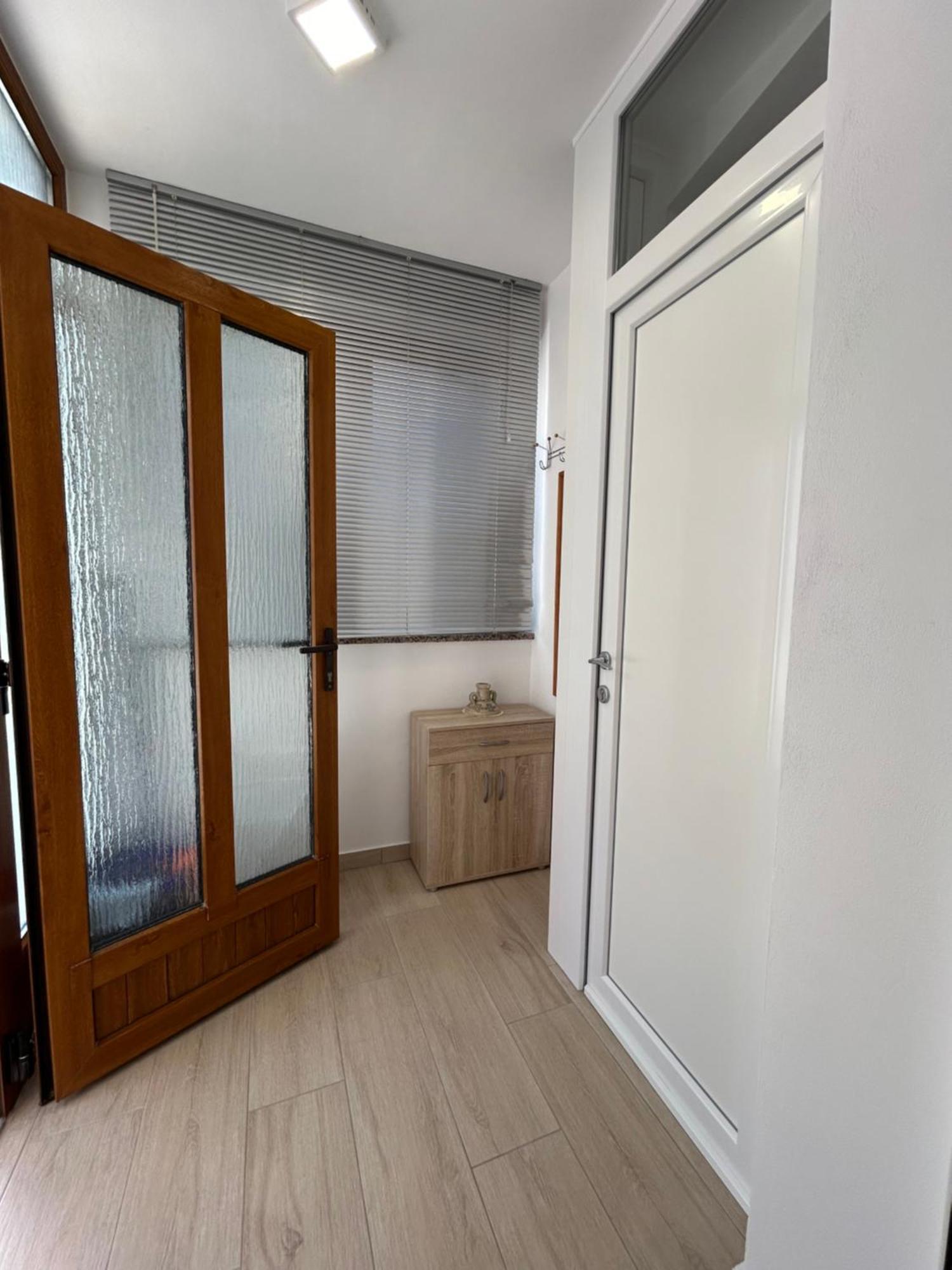 Apartments Joka 487 Ровин Екстериор снимка